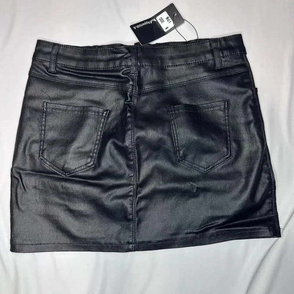 Apperloth A Black Faux Leather Cargo Mini Skirt